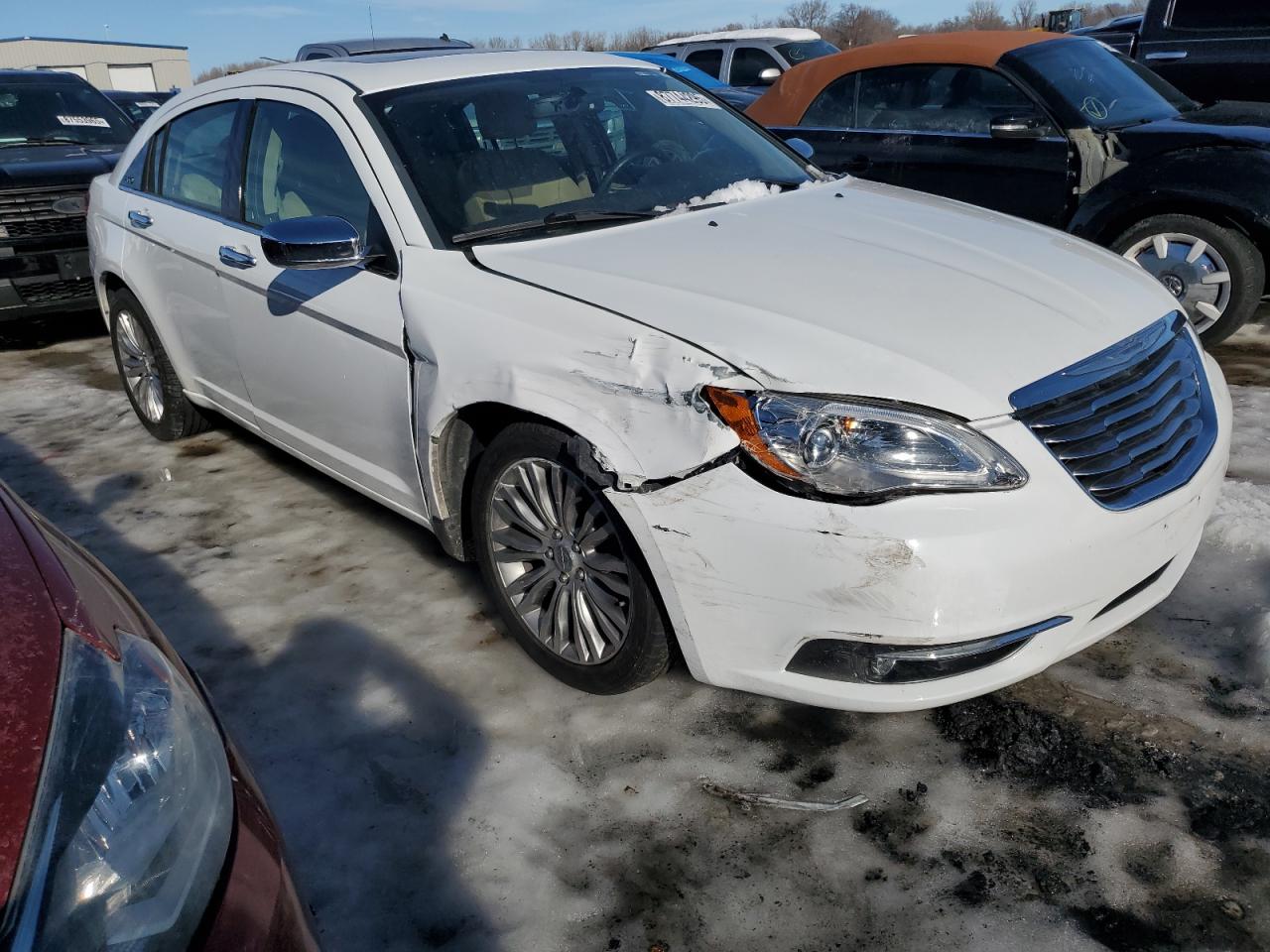 2012 Chrysler 200 - Image 4