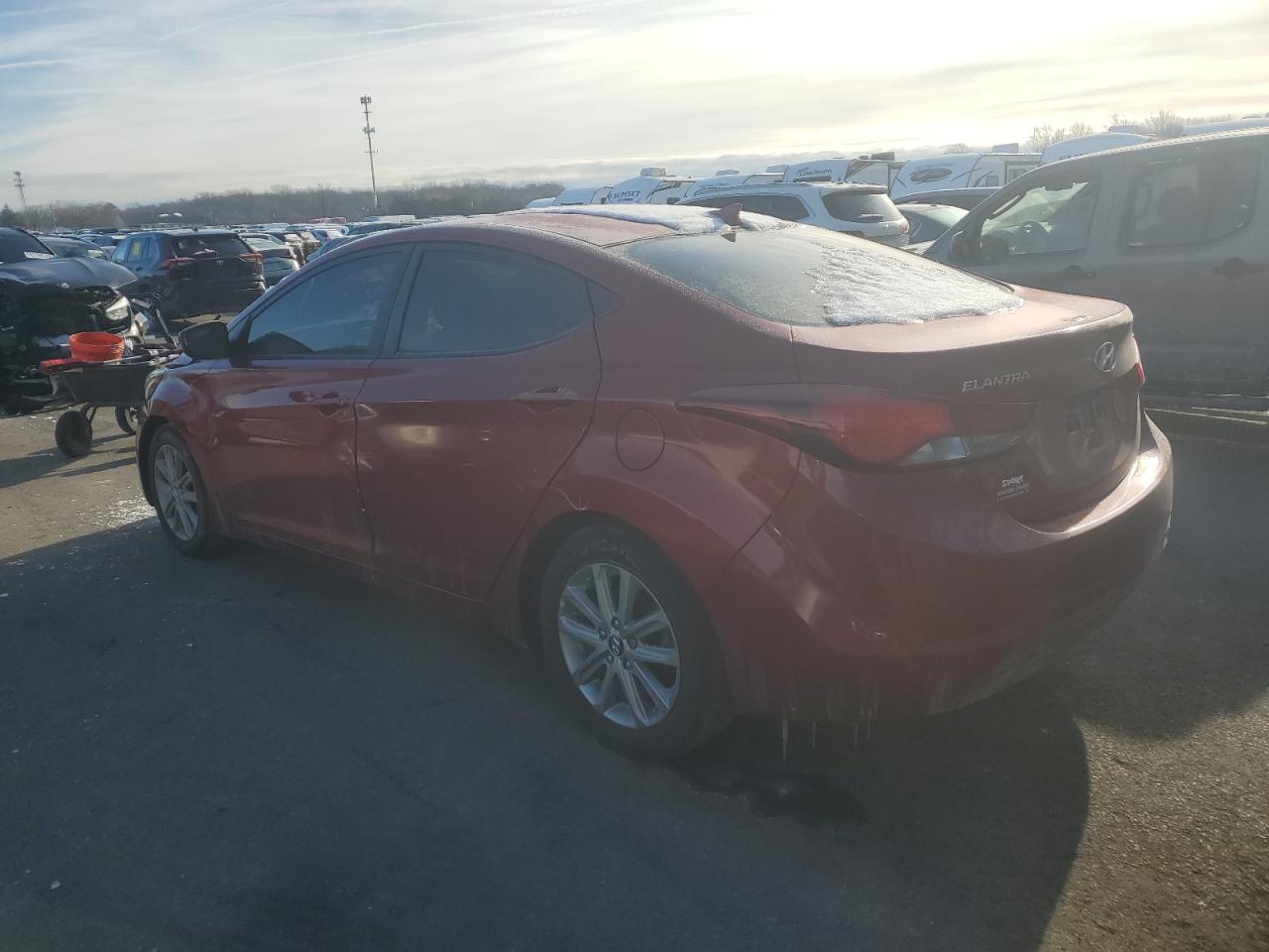 2016 Hyundai Elantra - Image 2