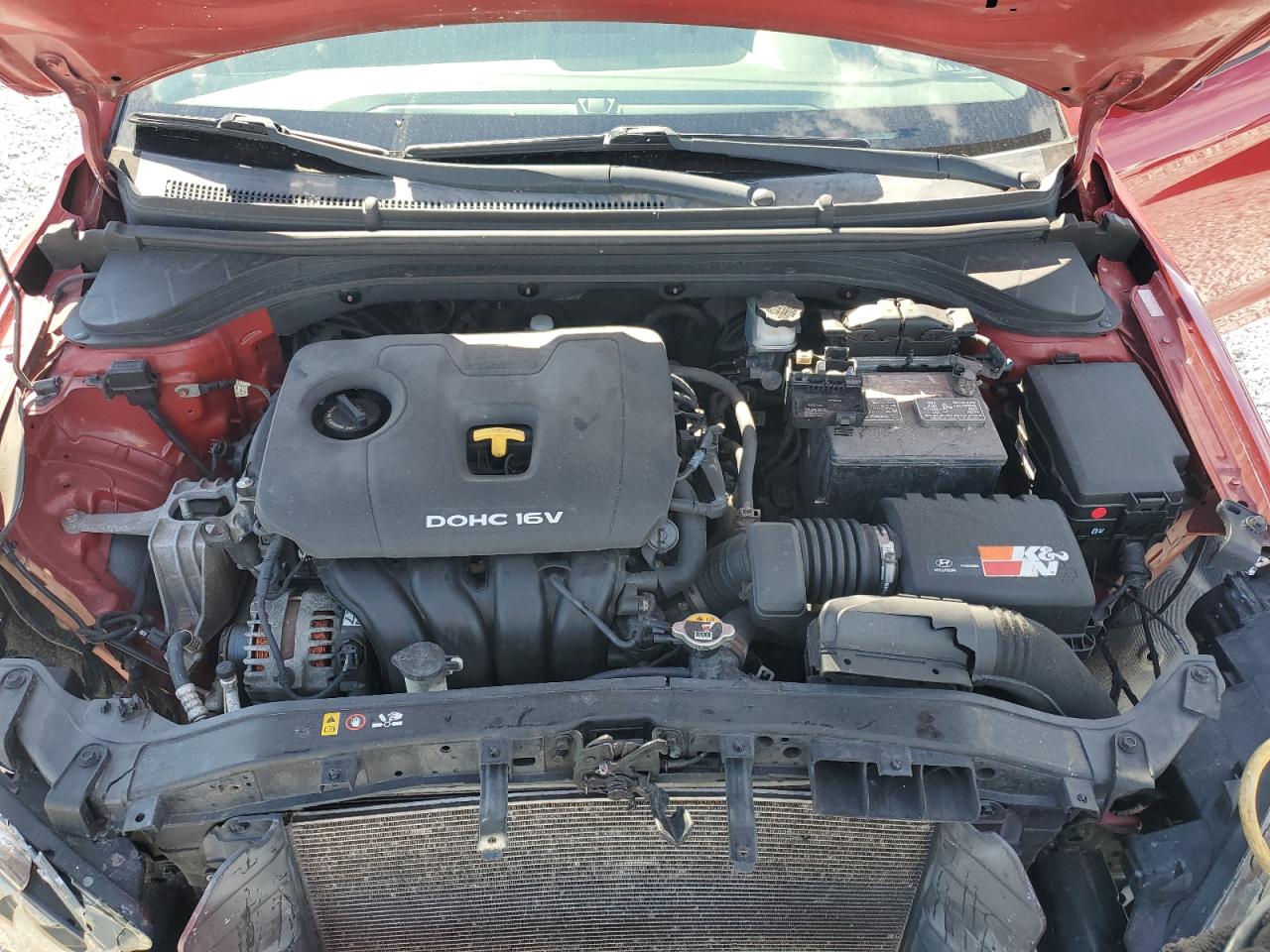 2017 Hyundai Elantra - Image 12