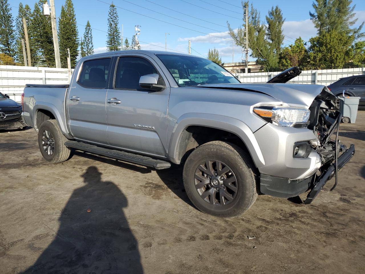 2020 Toyota Tacoma - Image 4