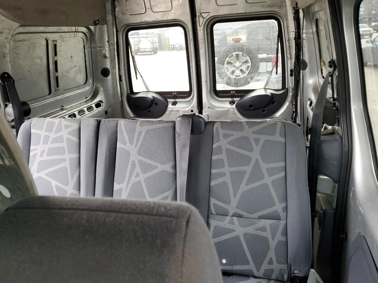 2010 Ford Transit - Image 10