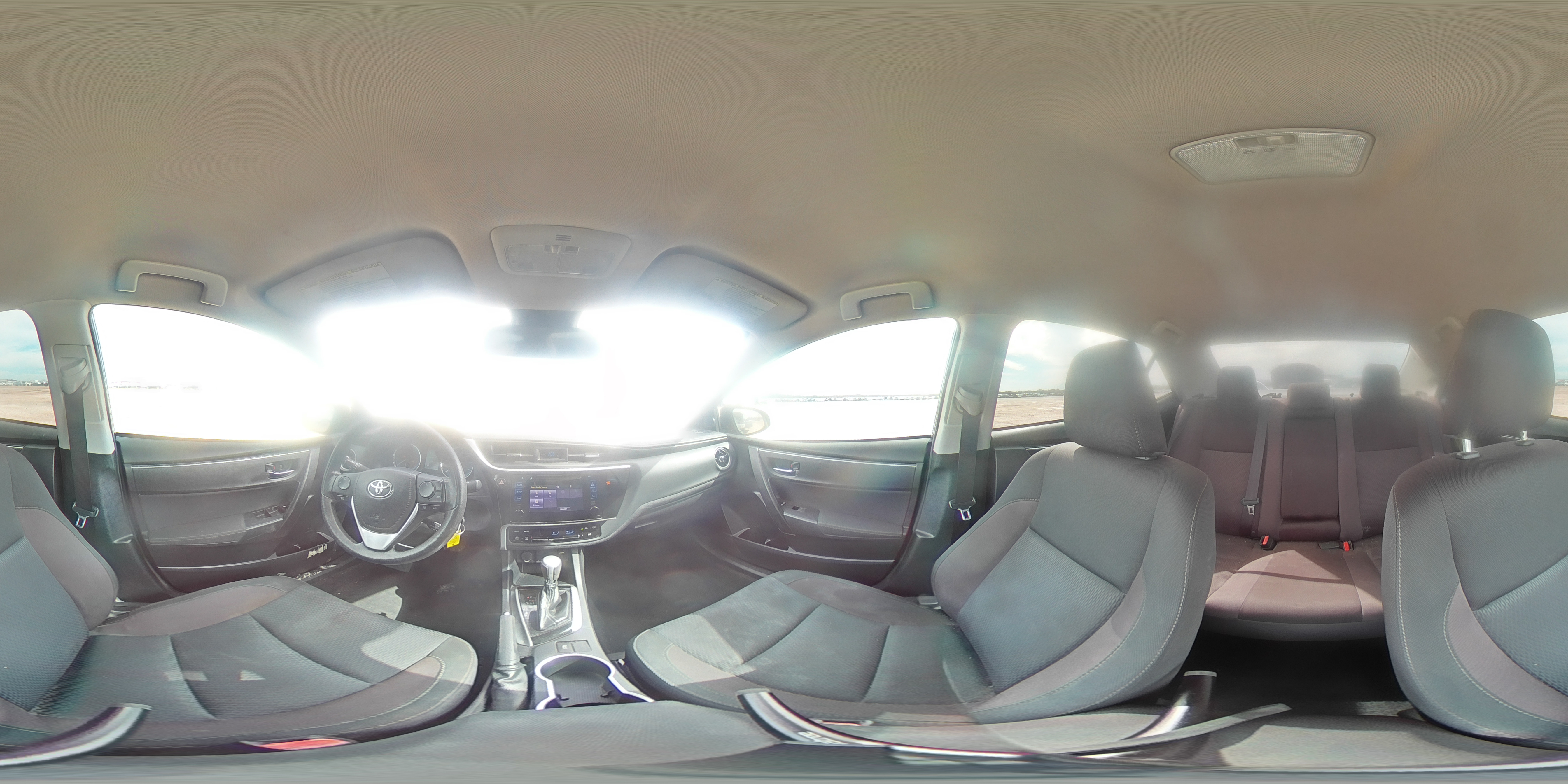 2018 Toyota Corolla - Image 13