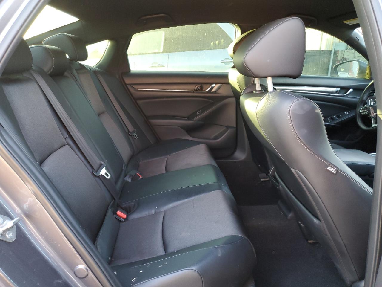 2018 Honda Accord - Image 10
