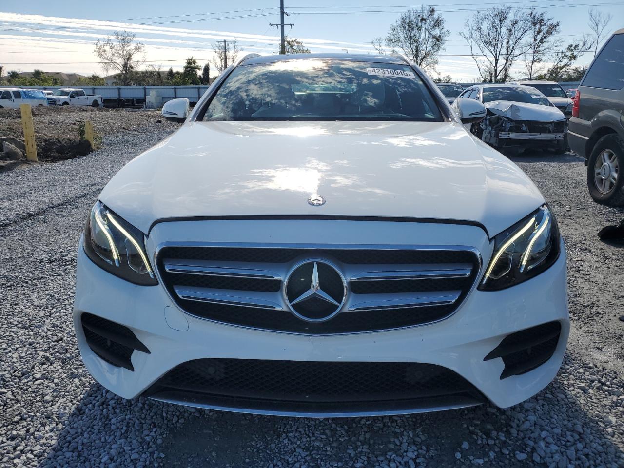 2017 Mercedes-Benz E-klasse - Image 5
