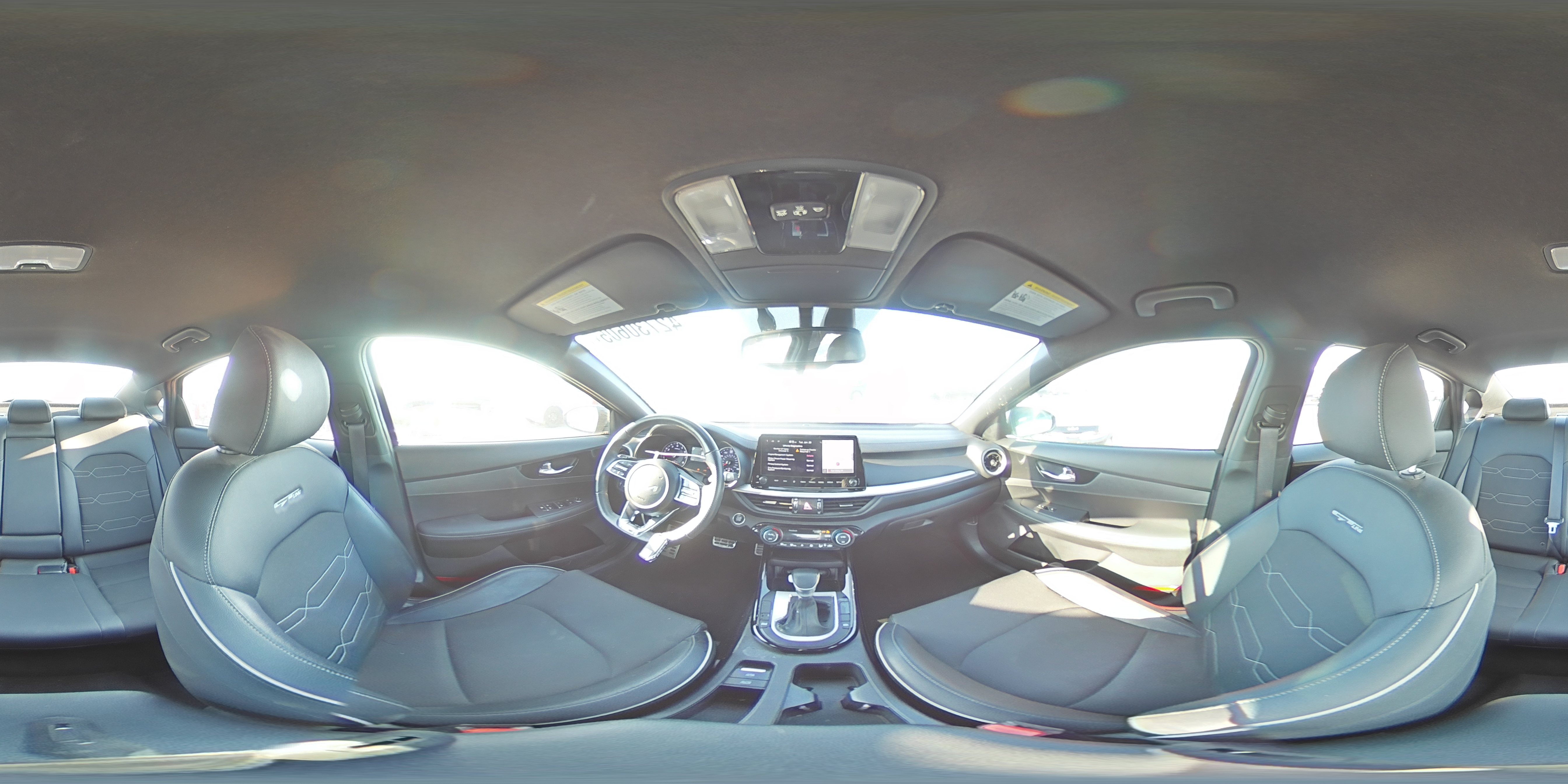 2024 Kia Forte - Image 12