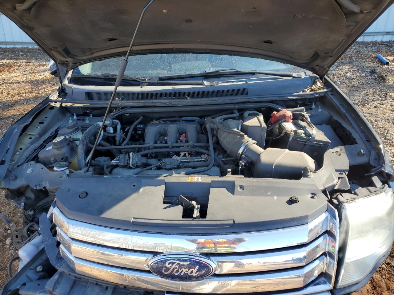 2009 Ford Taurus - Image 13