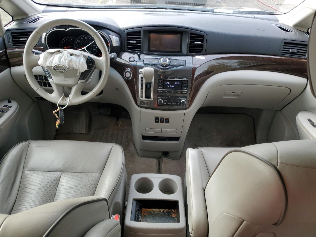 2014 Nissan Quest - Image 8