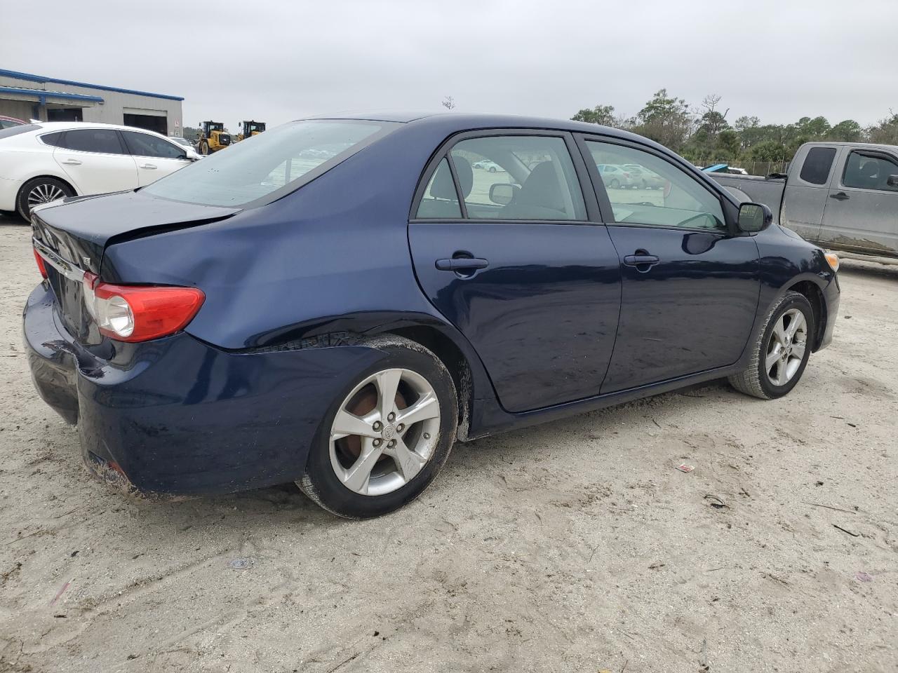 2011 Toyota Corolla - Image 3