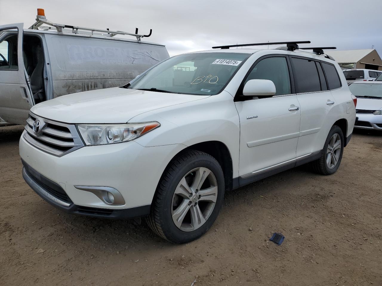 2013 Toyota Highlander - Image 1