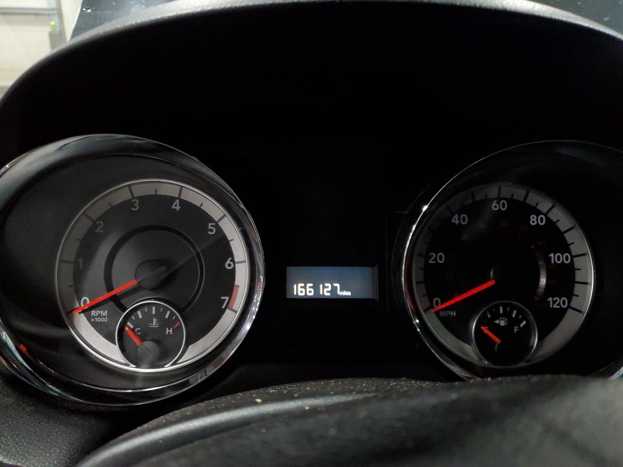 2016 Dodge Caravan - Image 9