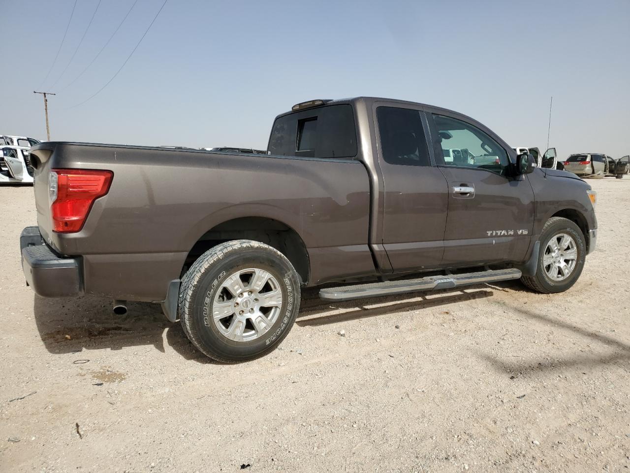 2018 Nissan Titan - Image 3