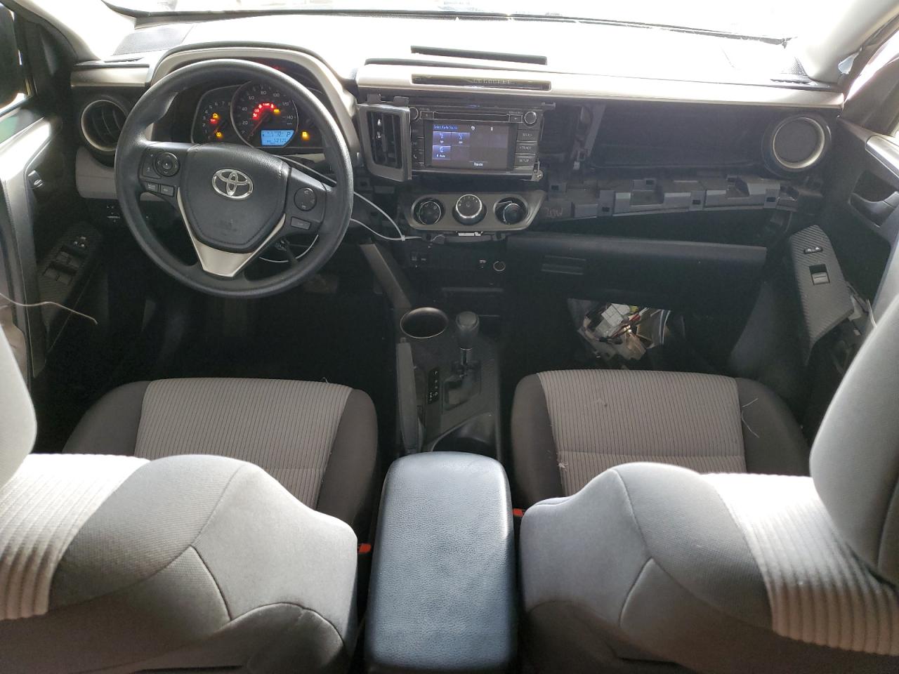 2015 Toyota RAV 4 - Image 8