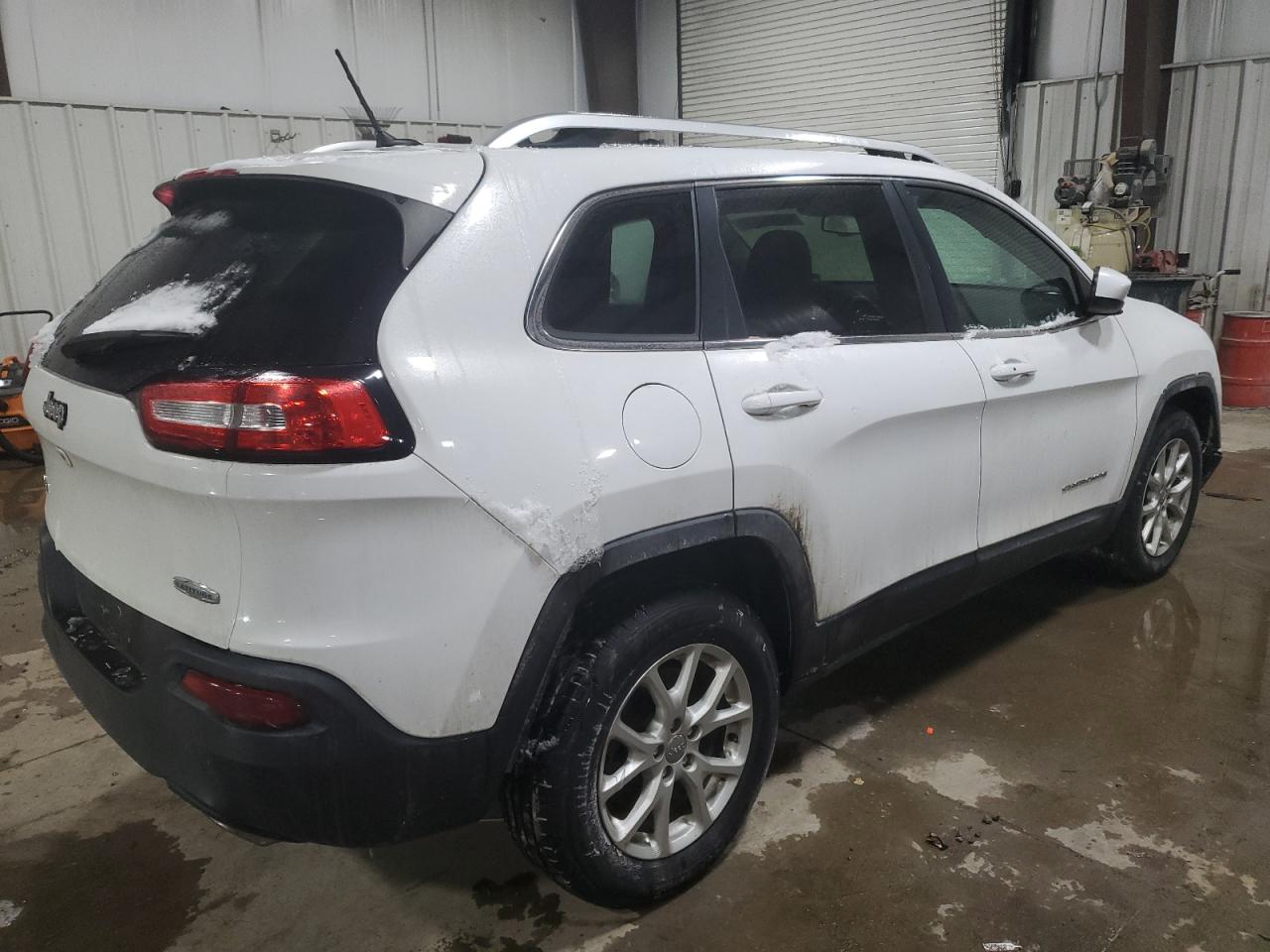 2015 Jeep Grand Cherokee - Image 3