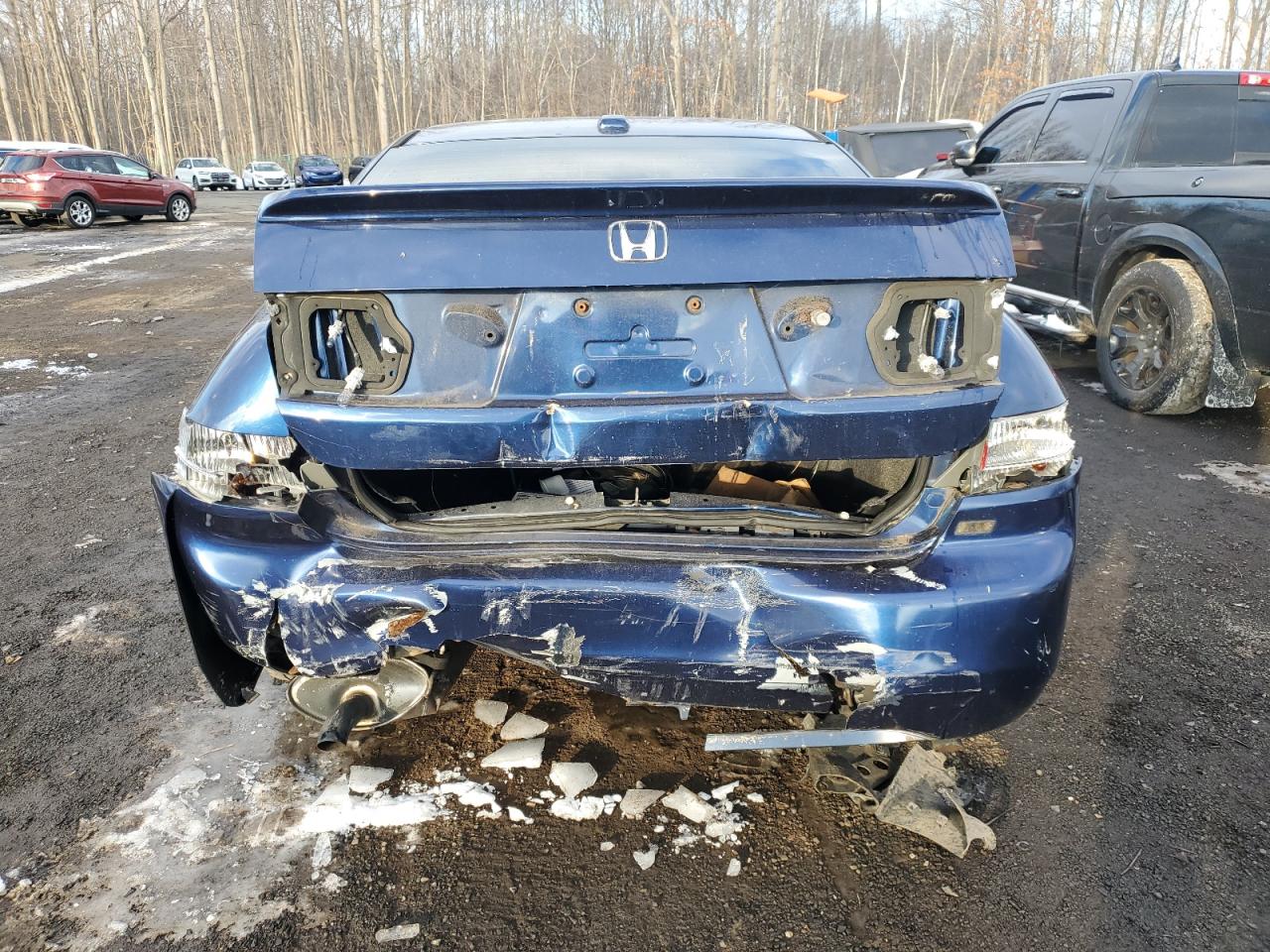 2004 Honda Accord - Image 6