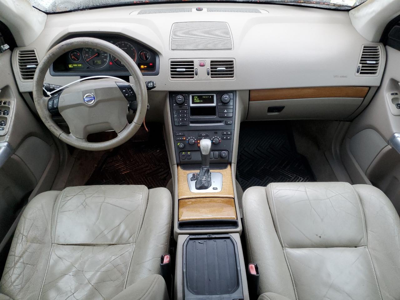 2004 Volvo XC90 - Image 8