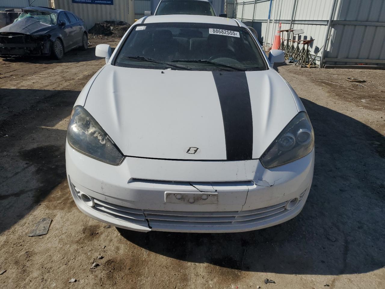 2008 Hyundai Tiburon - Image 5