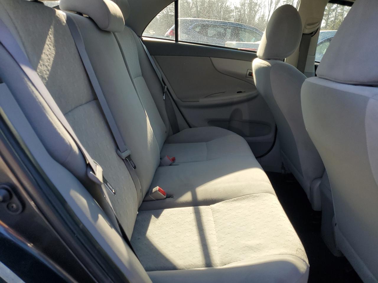 2009 Toyota Corolla - Image 11