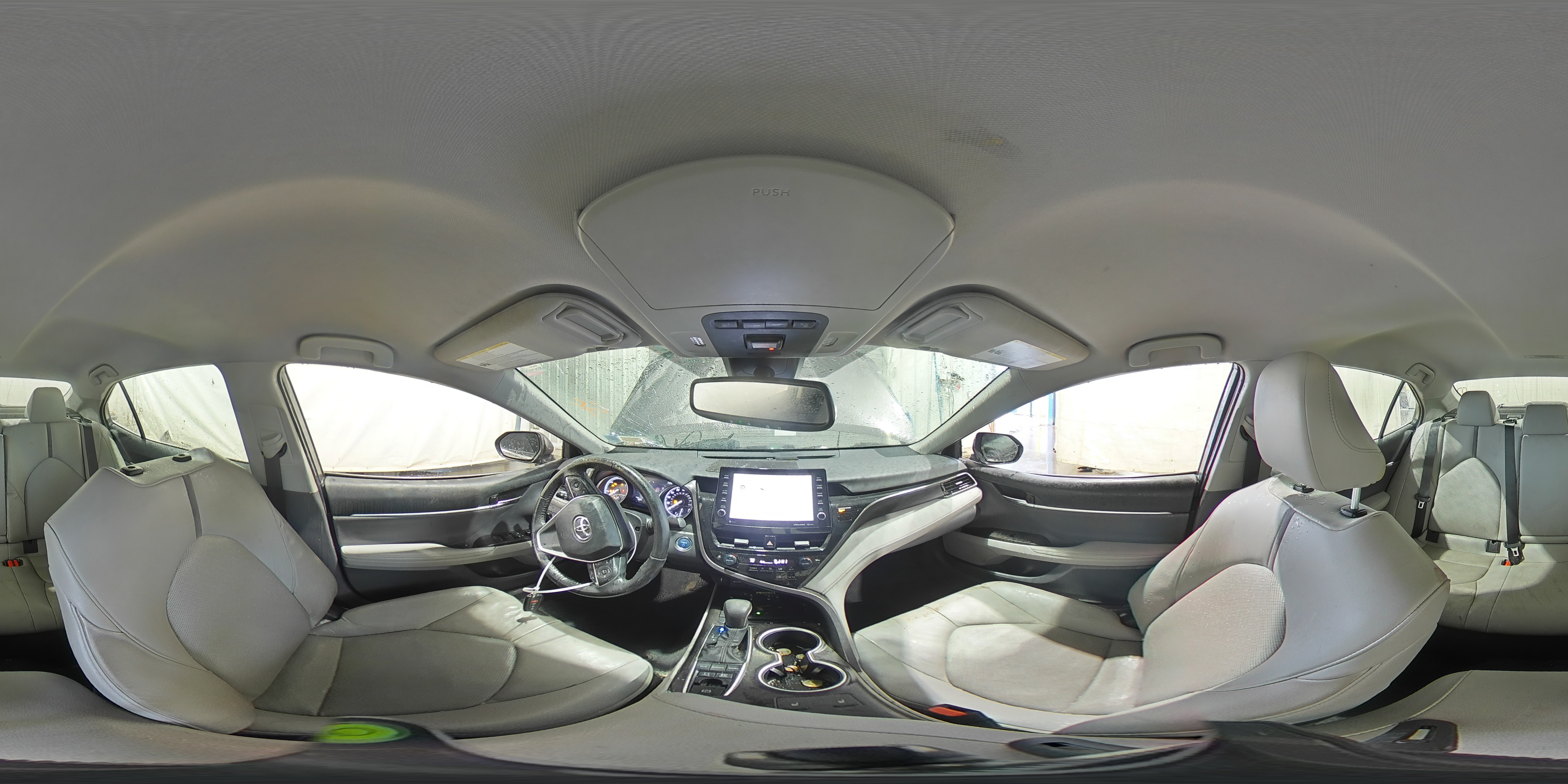 2022 Toyota Camry - Image 14