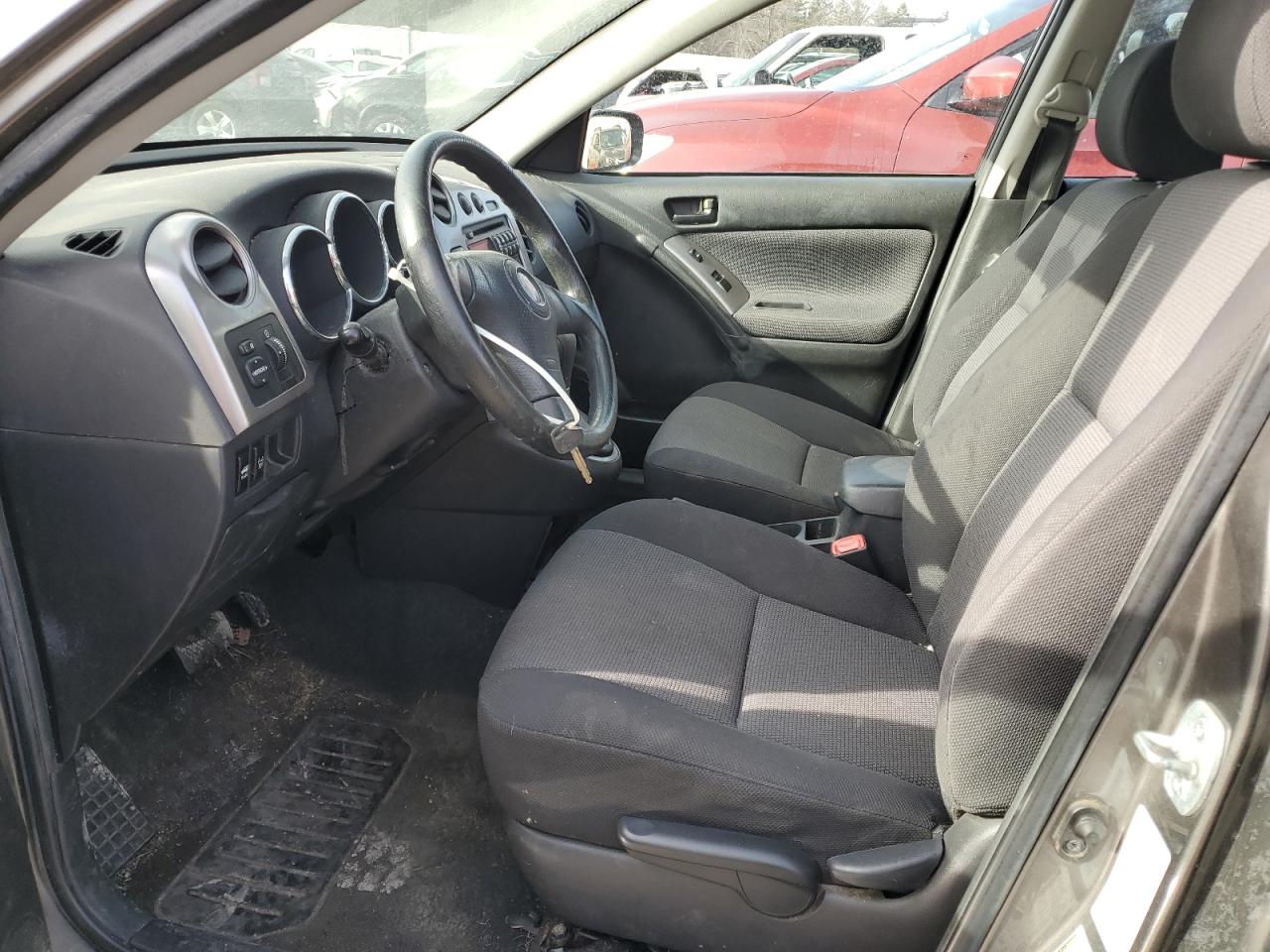 2008 Pontiac Vibe - Image 7