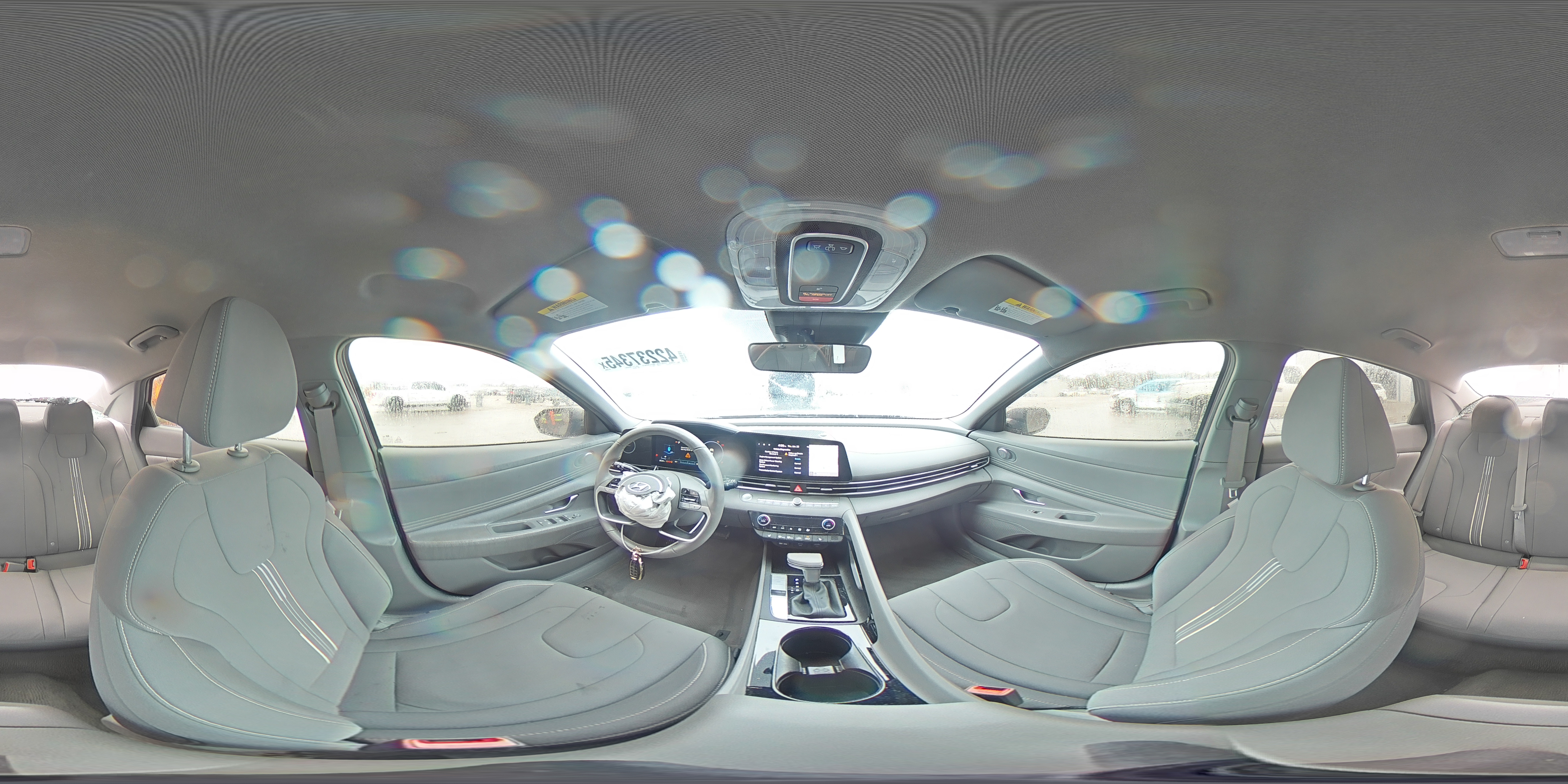 2023 Hyundai Elantra - Image 12