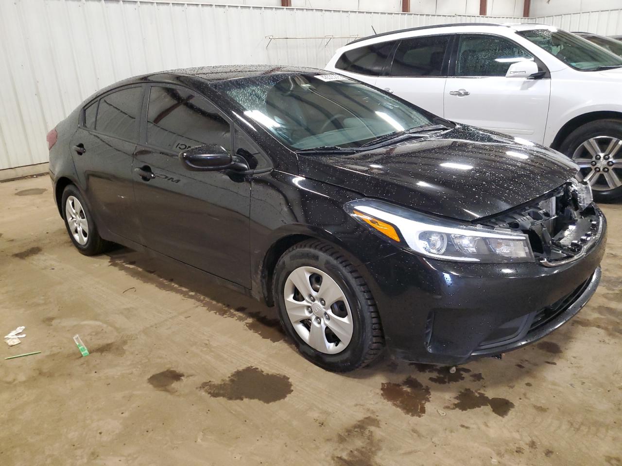 2017 Kia Forte - Image 4