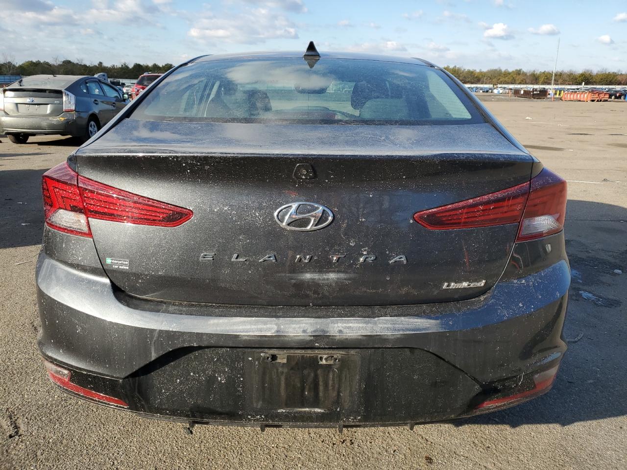 2020 Hyundai Elantra - Image 6