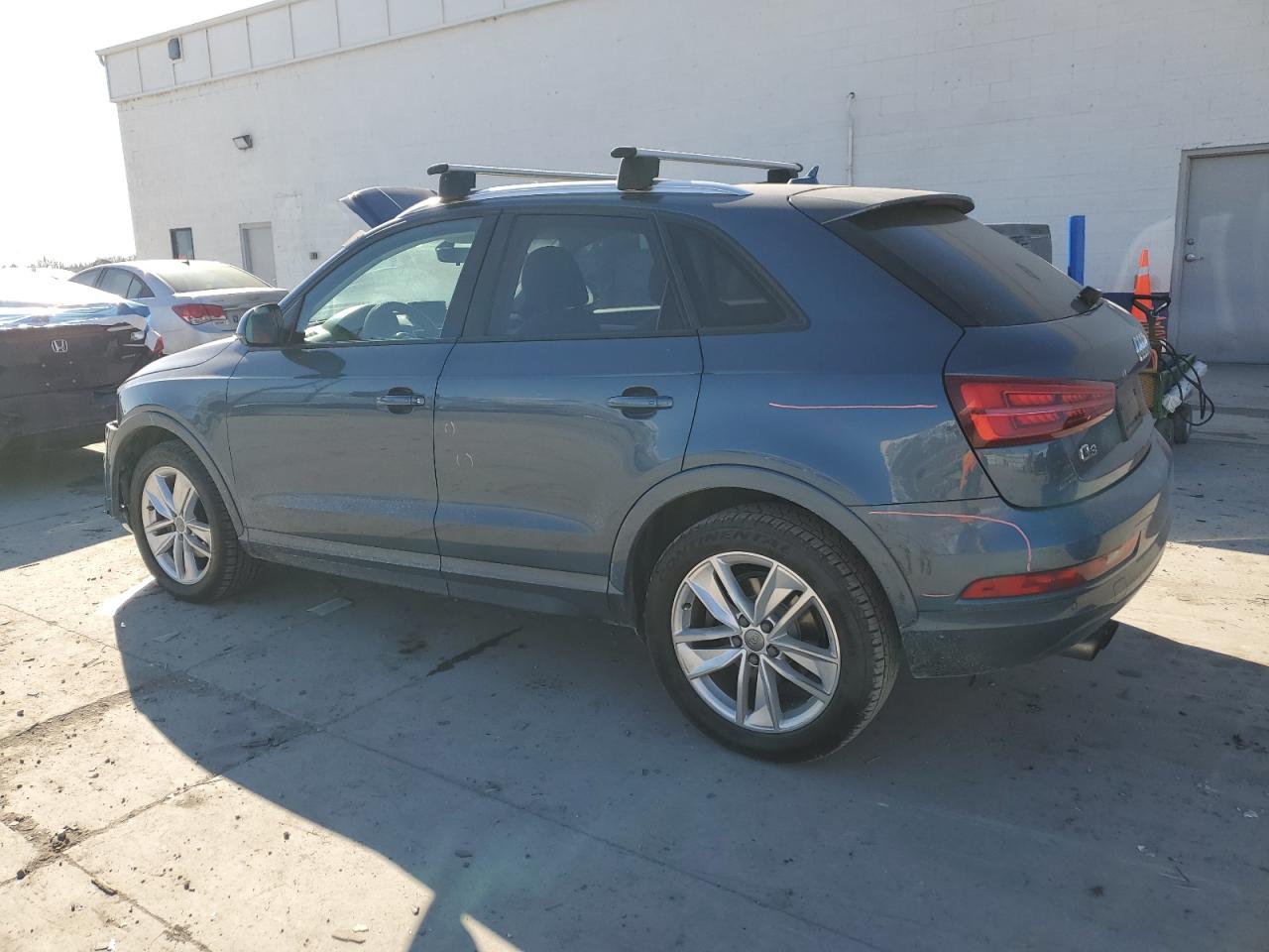 2017 Audi Q3 - Image 2
