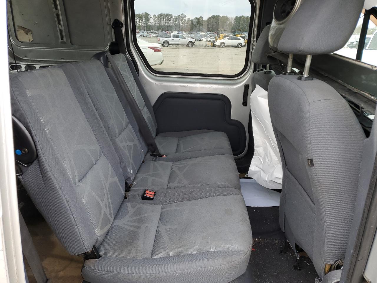 2010 Ford Transit - Image 11