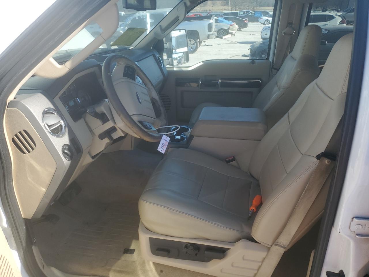 2009 Ford F250 - Image 7