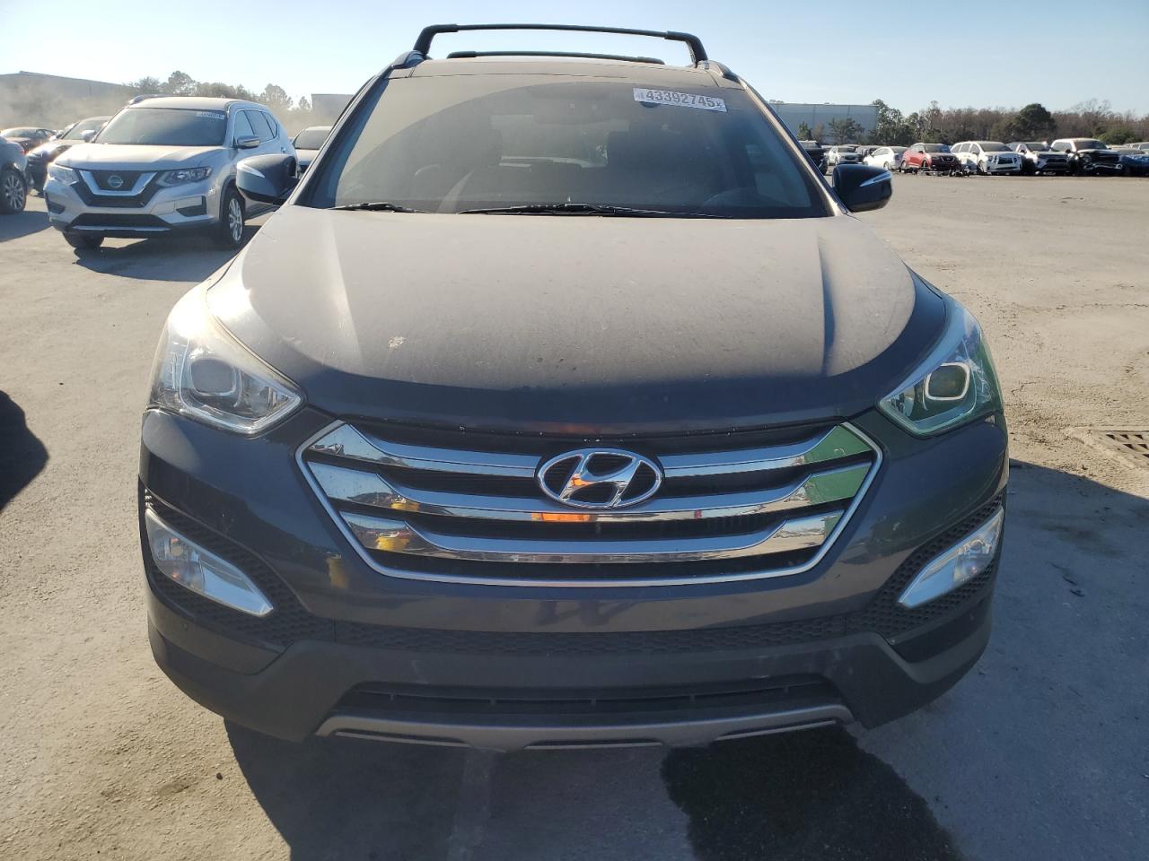 2016 Hyundai Santa Fe - Image 5
