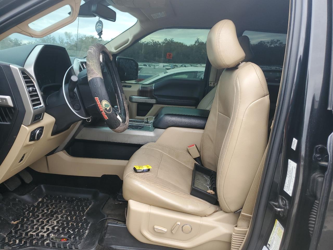 2015 Ford F-150 - Image 7