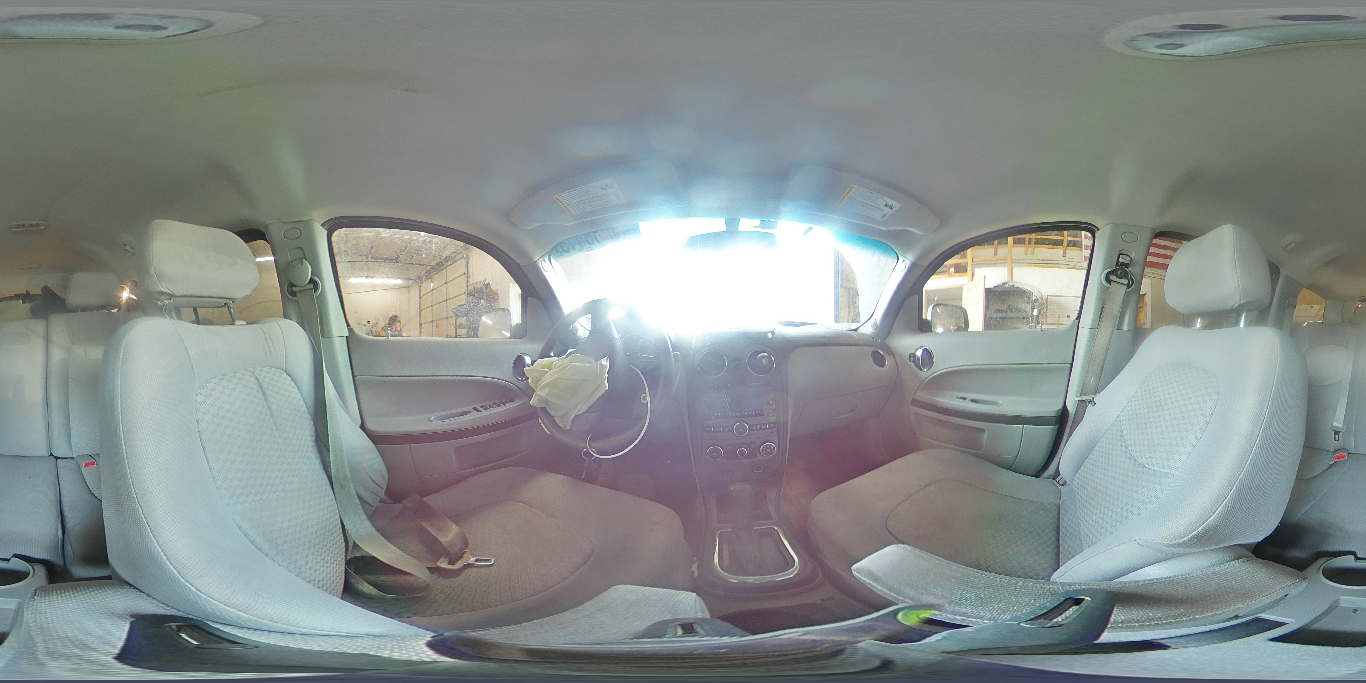 2010 Chevrolet HHR - Image 13
