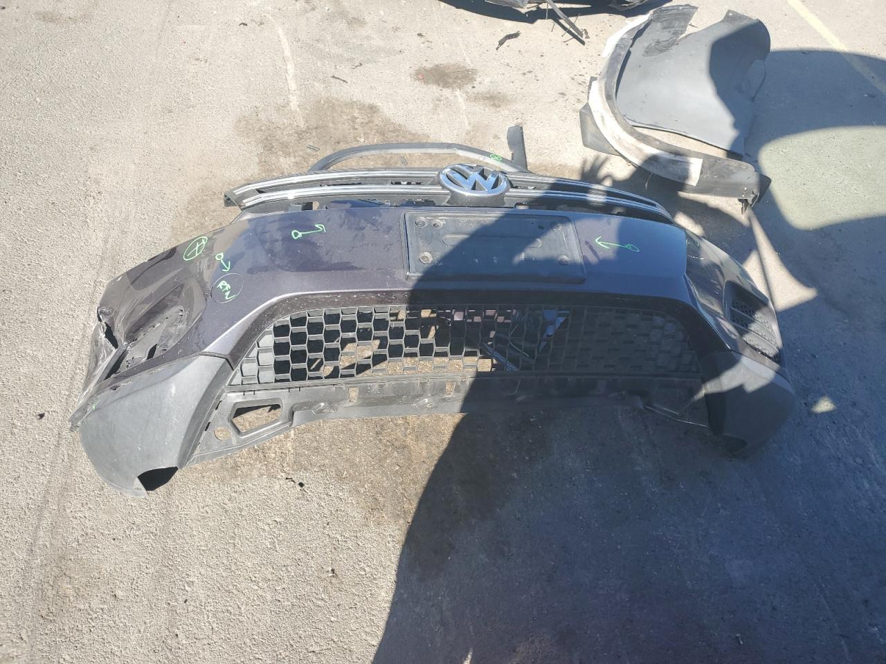 2016 Volkswagen Tiguan - Image 12