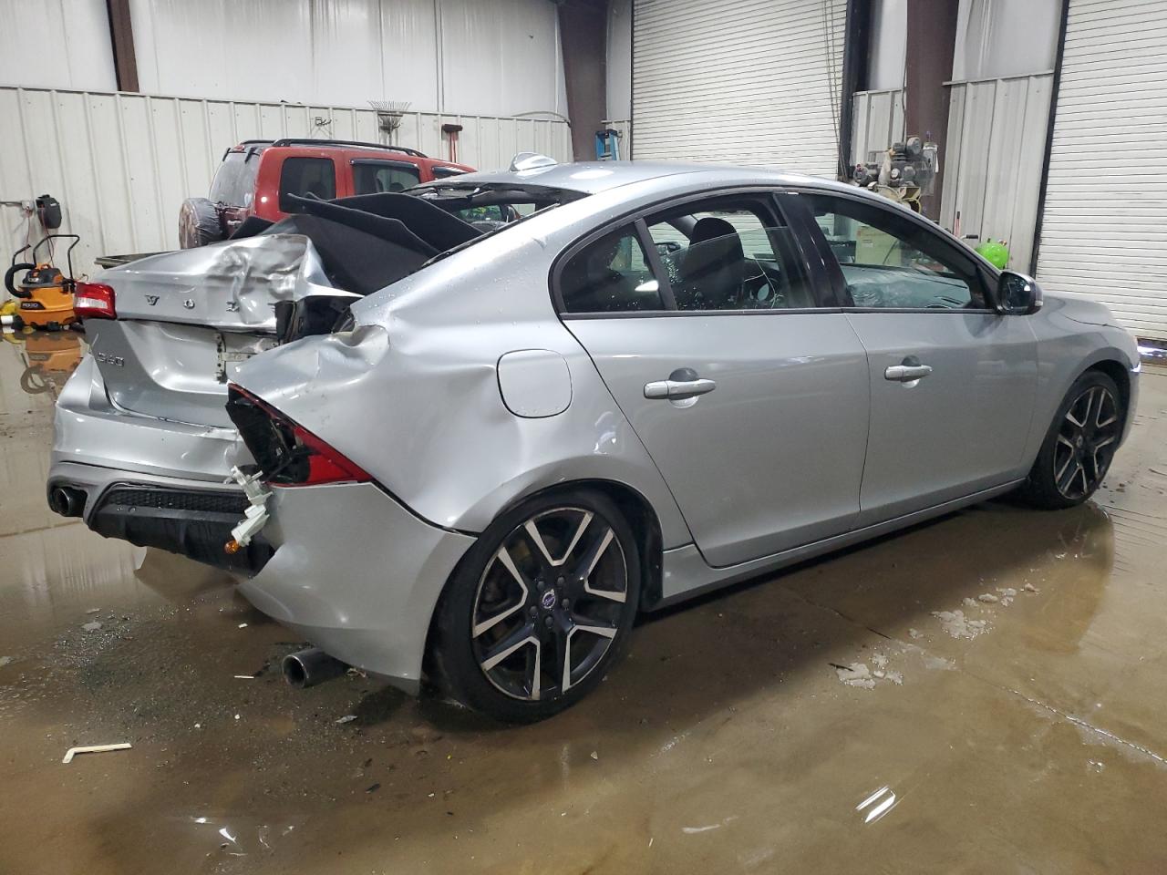 2017 Volvo S60 - Image 3
