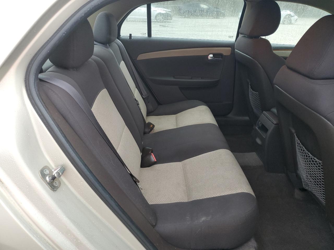 2011 Chevrolet Malibu - Image 10