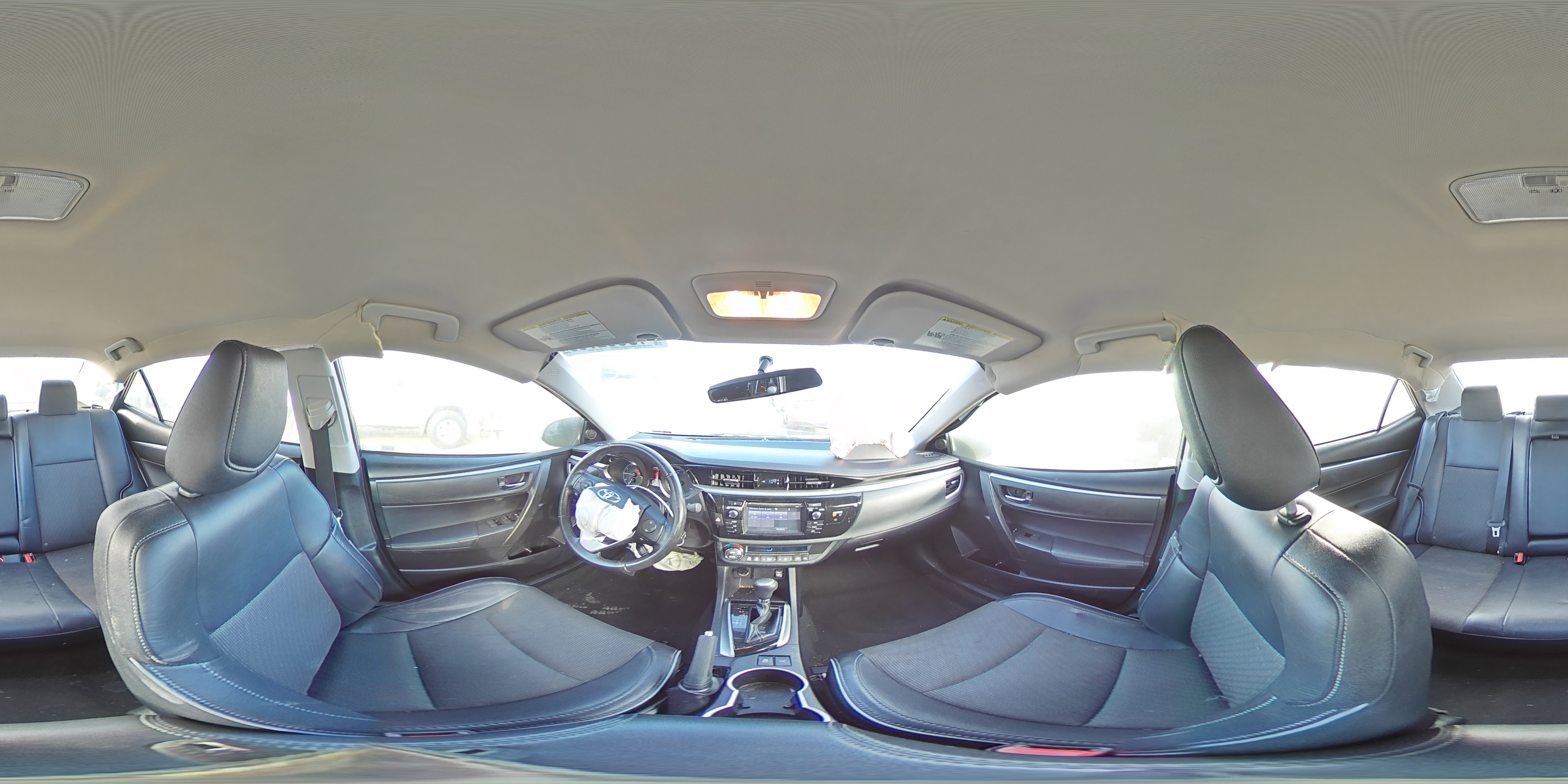 2016 Toyota Corolla - Image 13