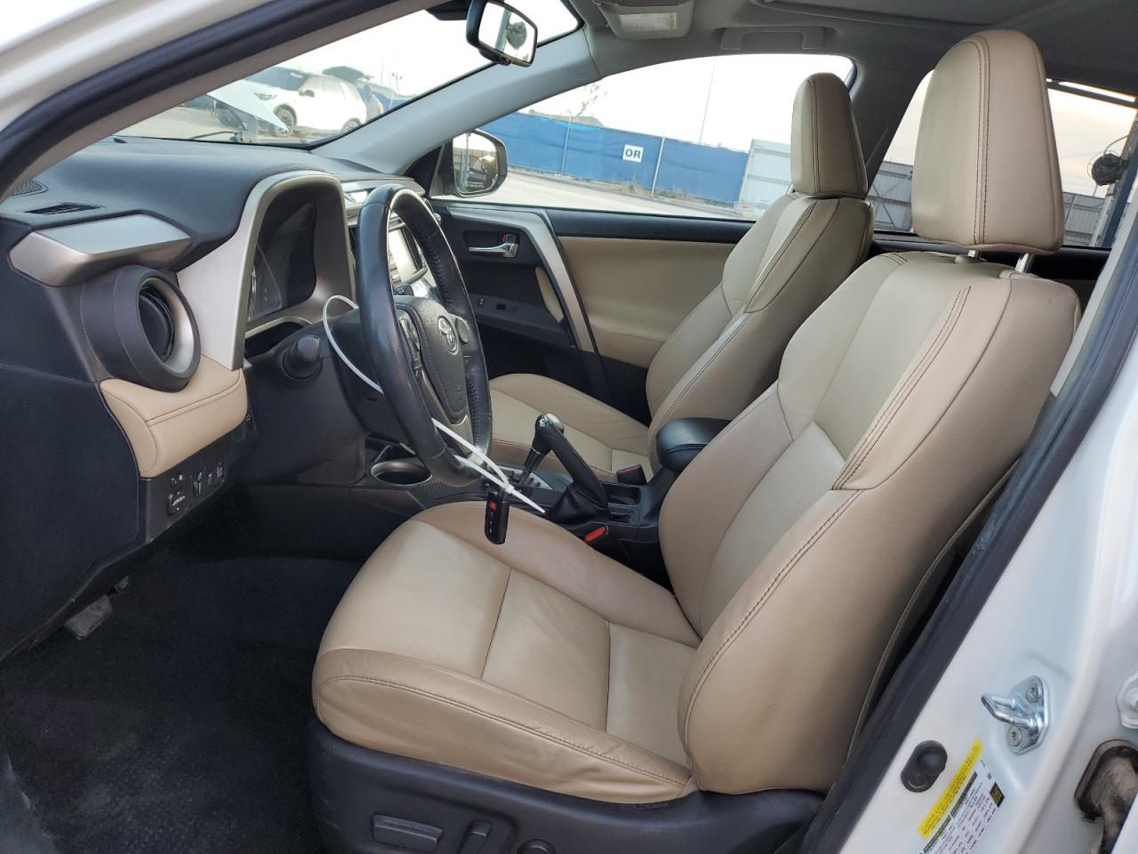2015 Toyota RAV 4 - Image 7