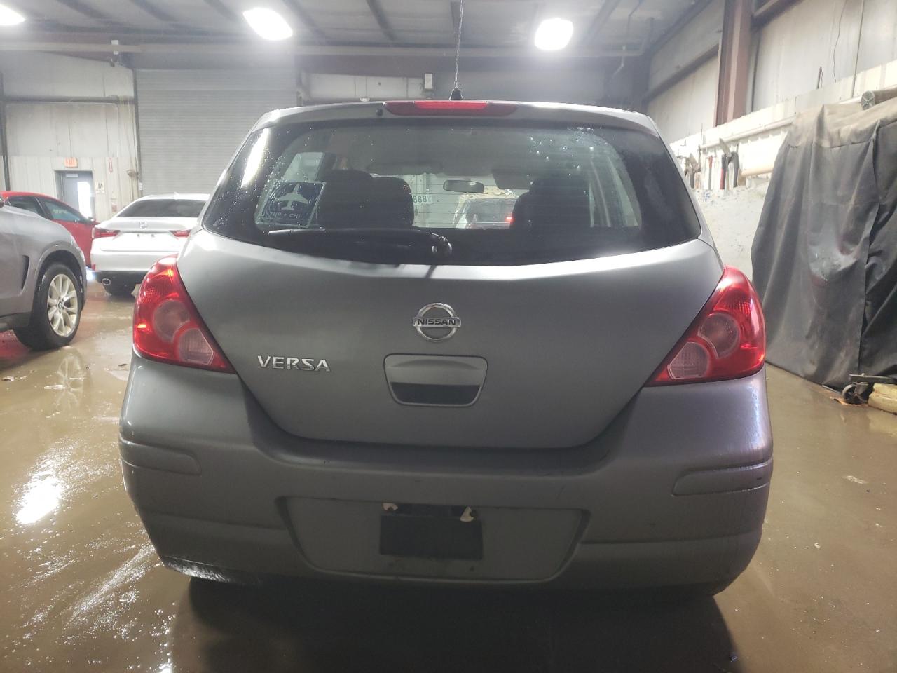 2012 Nissan Versa - Image 6