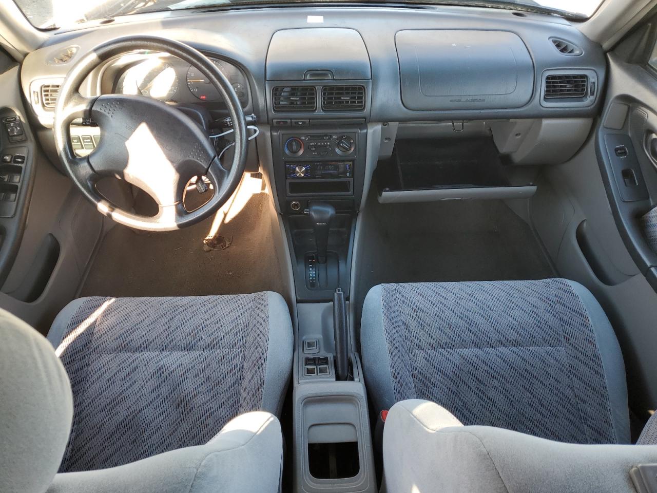 2000 Subaru Forester - Image 8