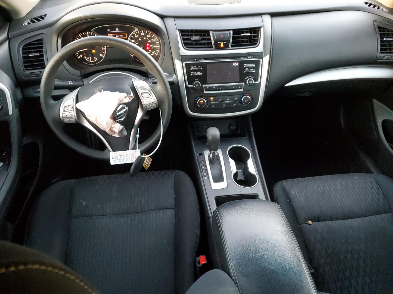 2017 Nissan Altima - Image 8