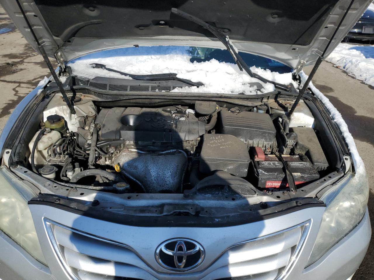 2011 Toyota Camry - Image 11