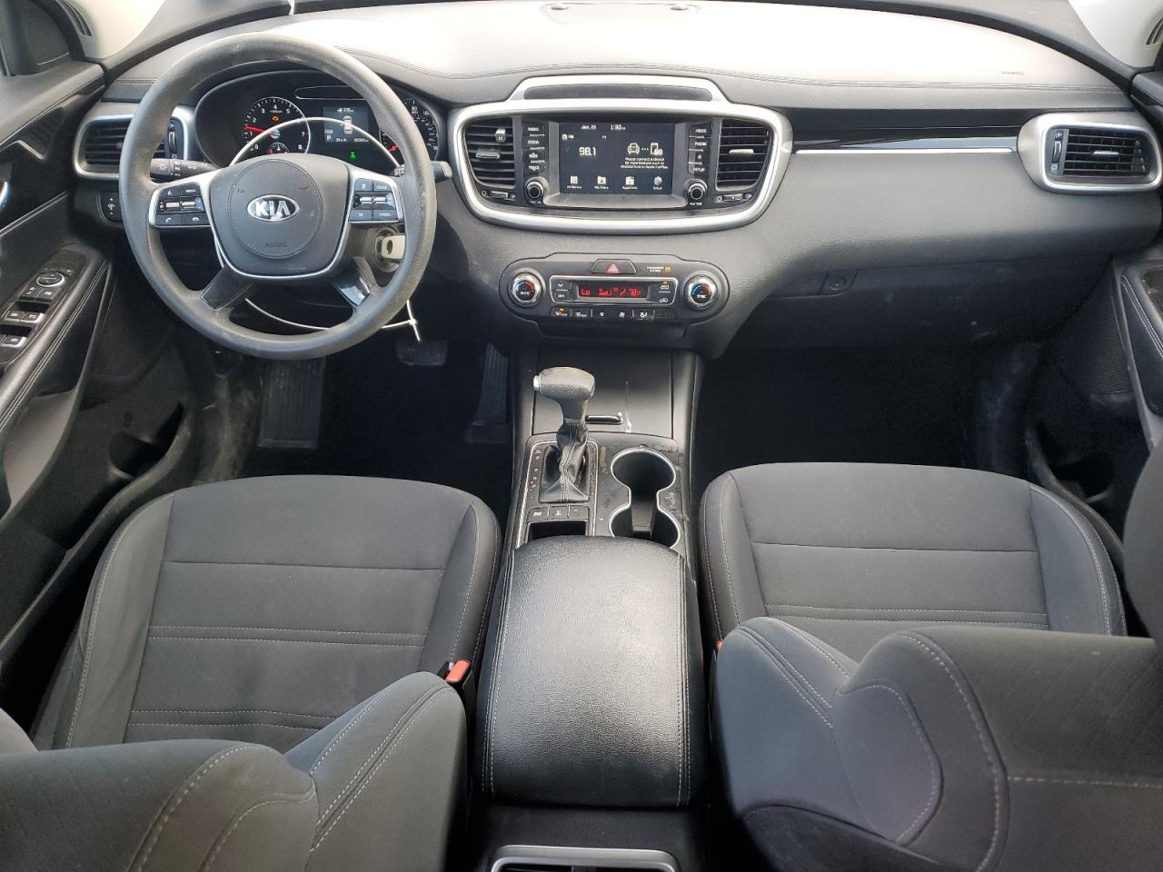 2019 Kia Sorento - Image 8