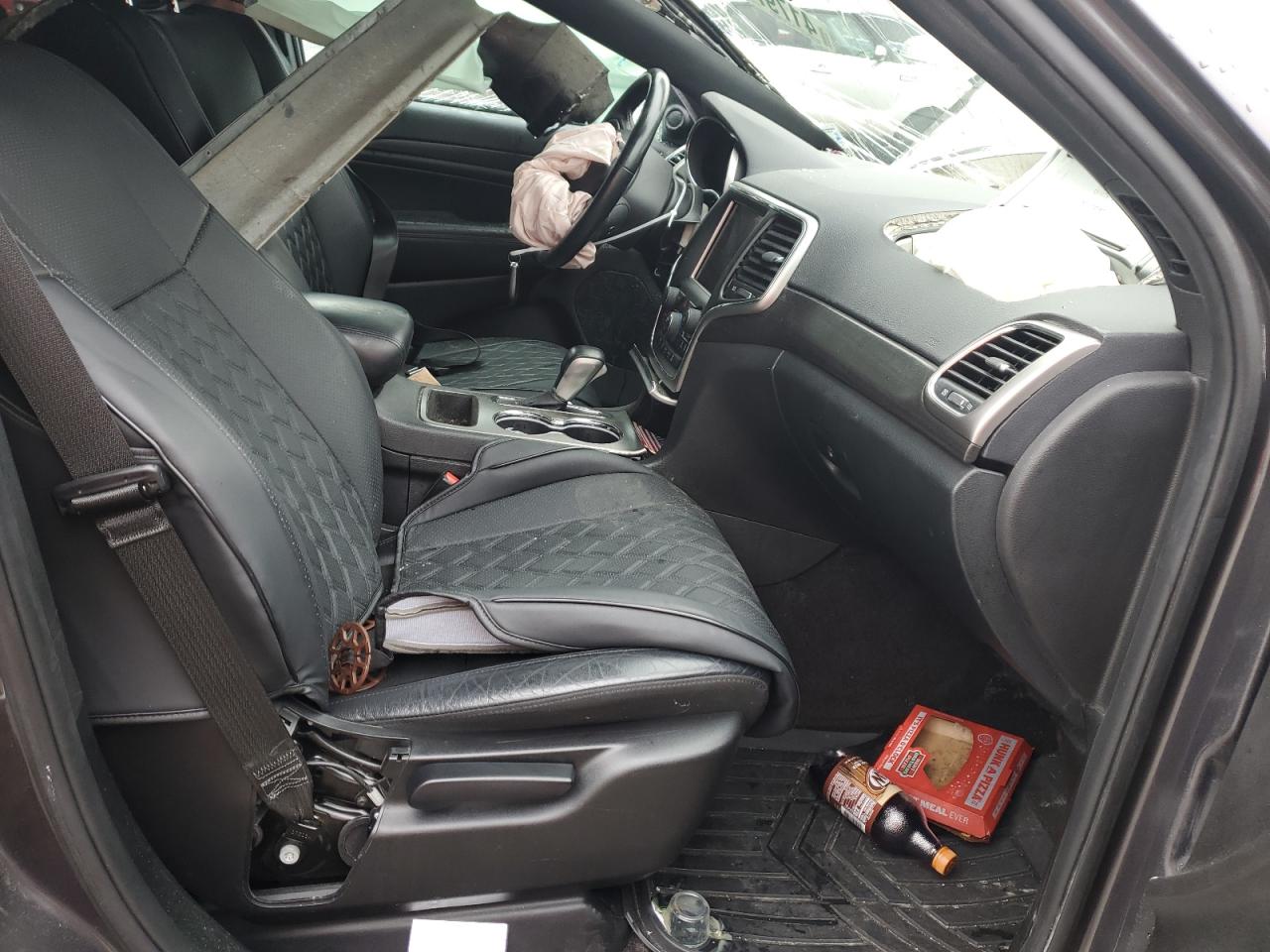 2018 Jeep Grand Cherokee - Image 7