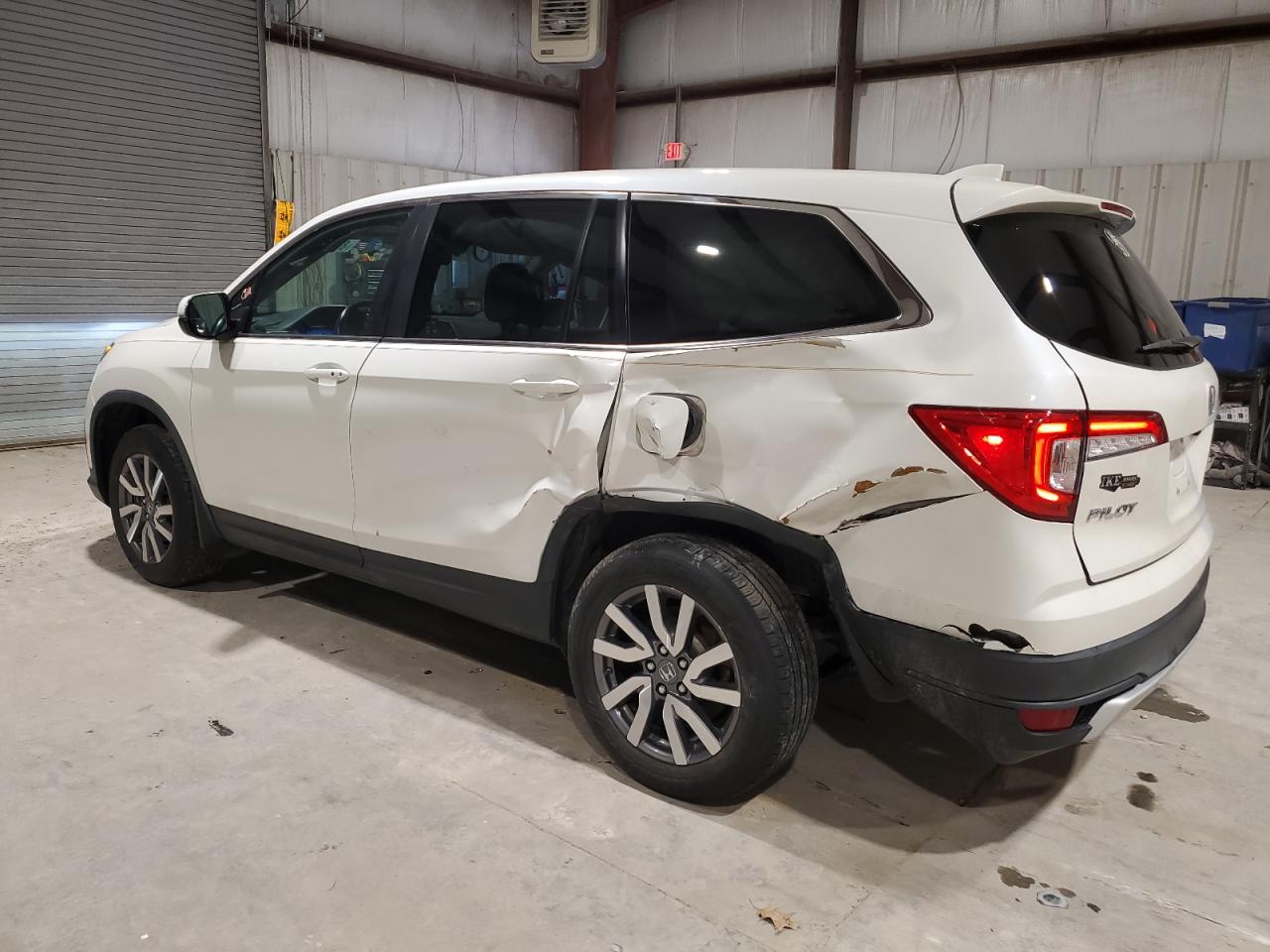 2019 Honda Pilot - Image 2