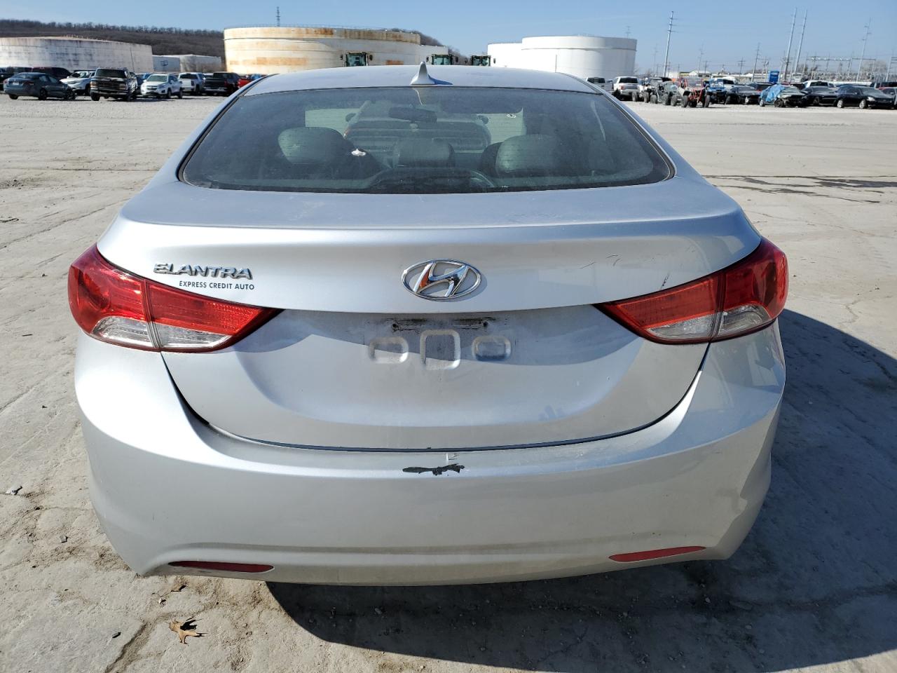 2013 Hyundai Elantra - Image 6