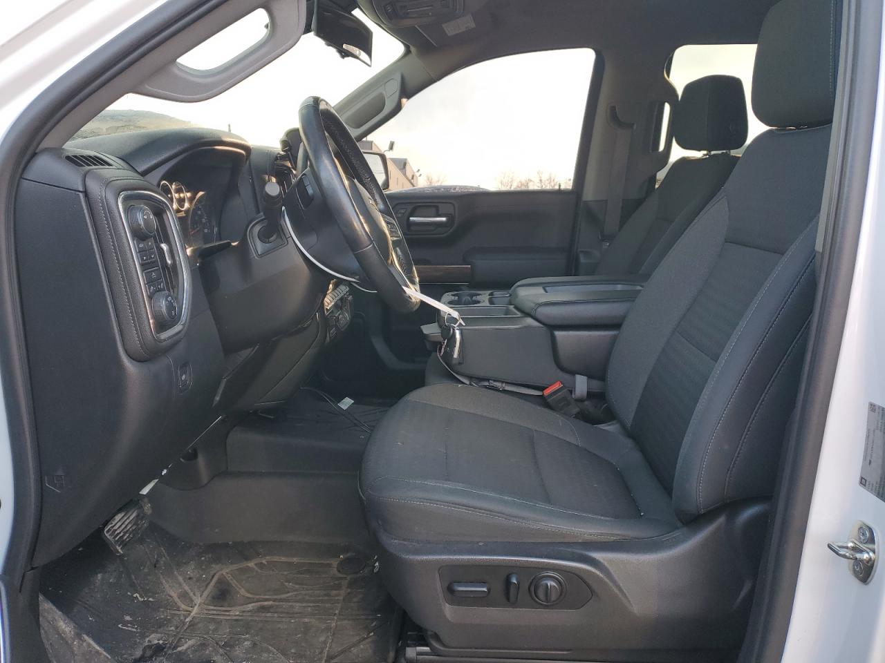 2019 Chevrolet Silverado - Image 7