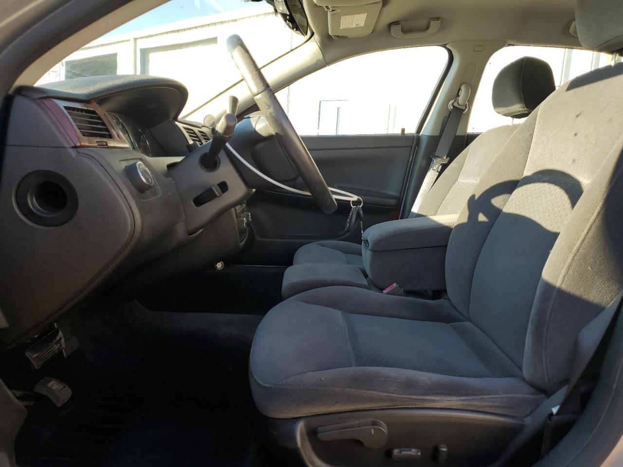 2007 Chevrolet Impala - Image 7