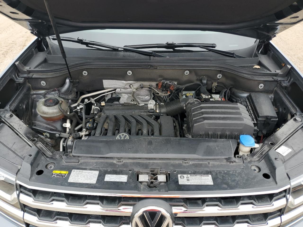 2018 Volkswagen Atlas - Image 11