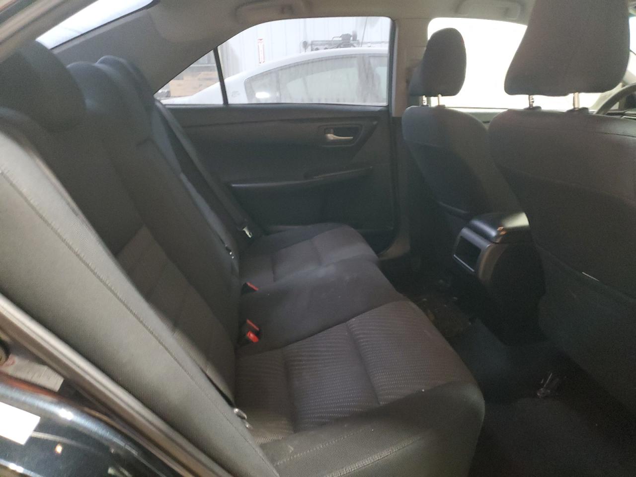 2015 Toyota Camry - Image 10