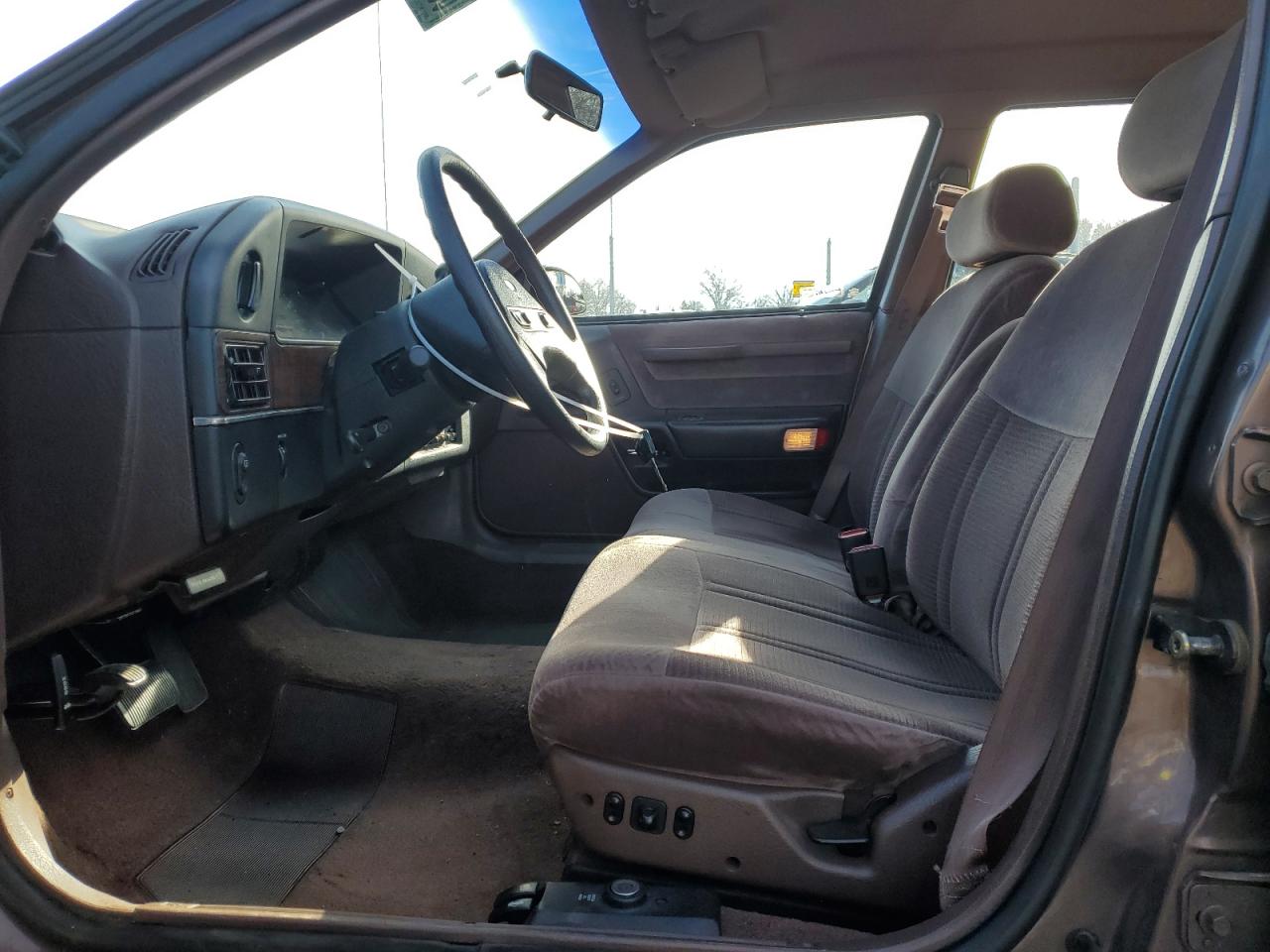 1989 Ford Taurus Gl VIN: 1FABP52U1KA29938 Lot: 86684144
